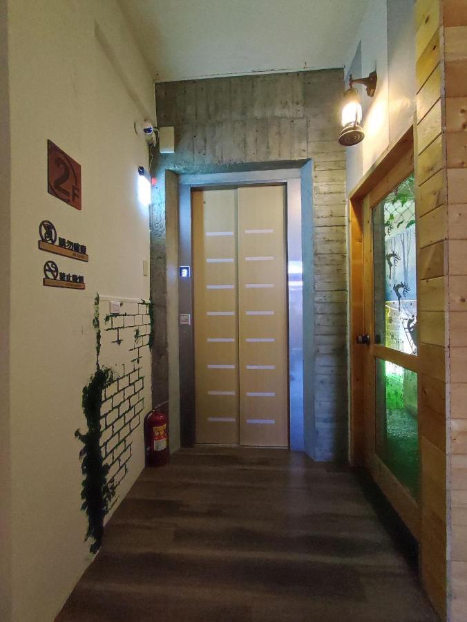 棚棚屋室內帳篷民宿inn Kaohsiung Dış mekan fotoğraf