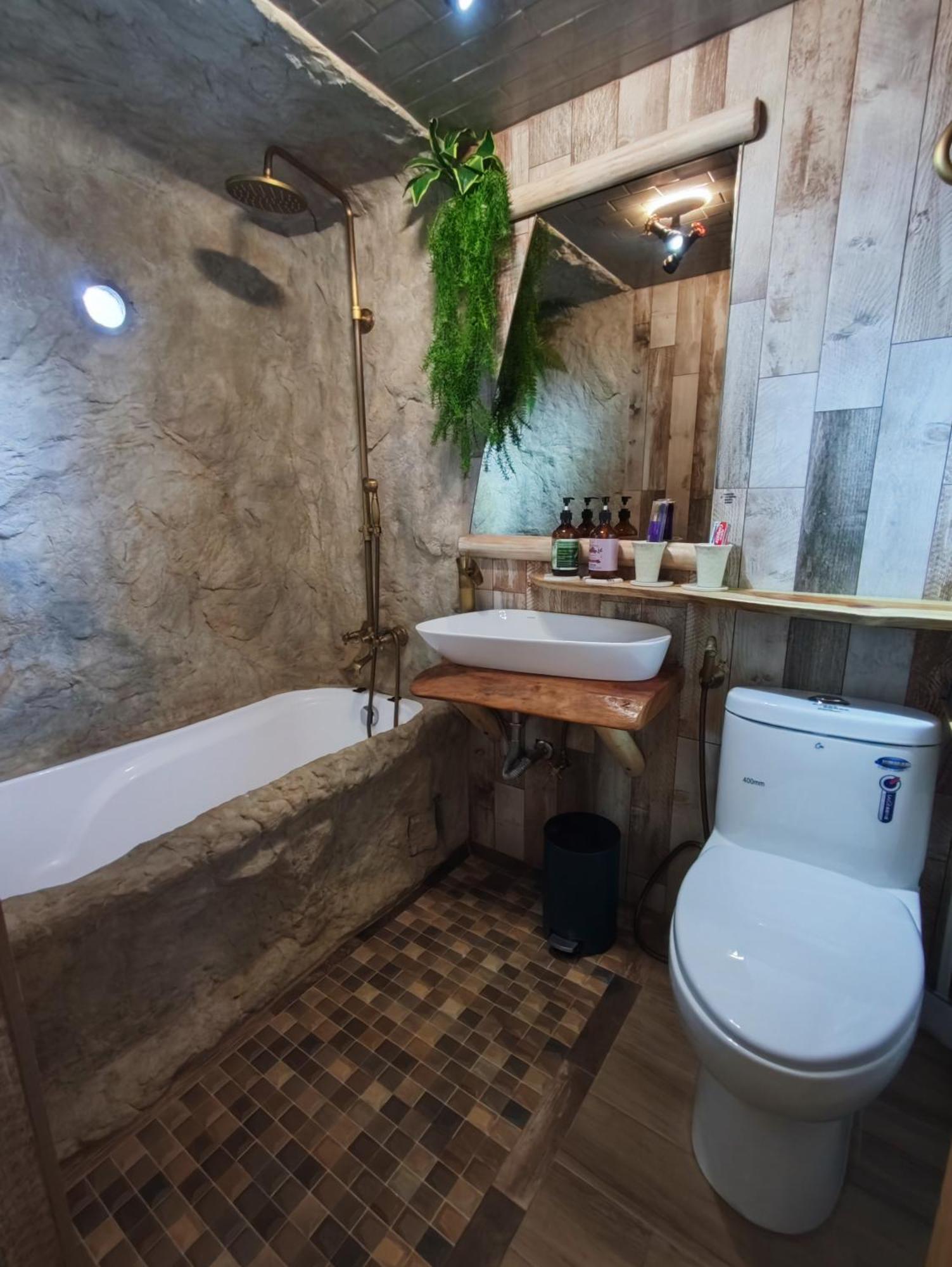 棚棚屋室內帳篷民宿inn Kaohsiung Dış mekan fotoğraf