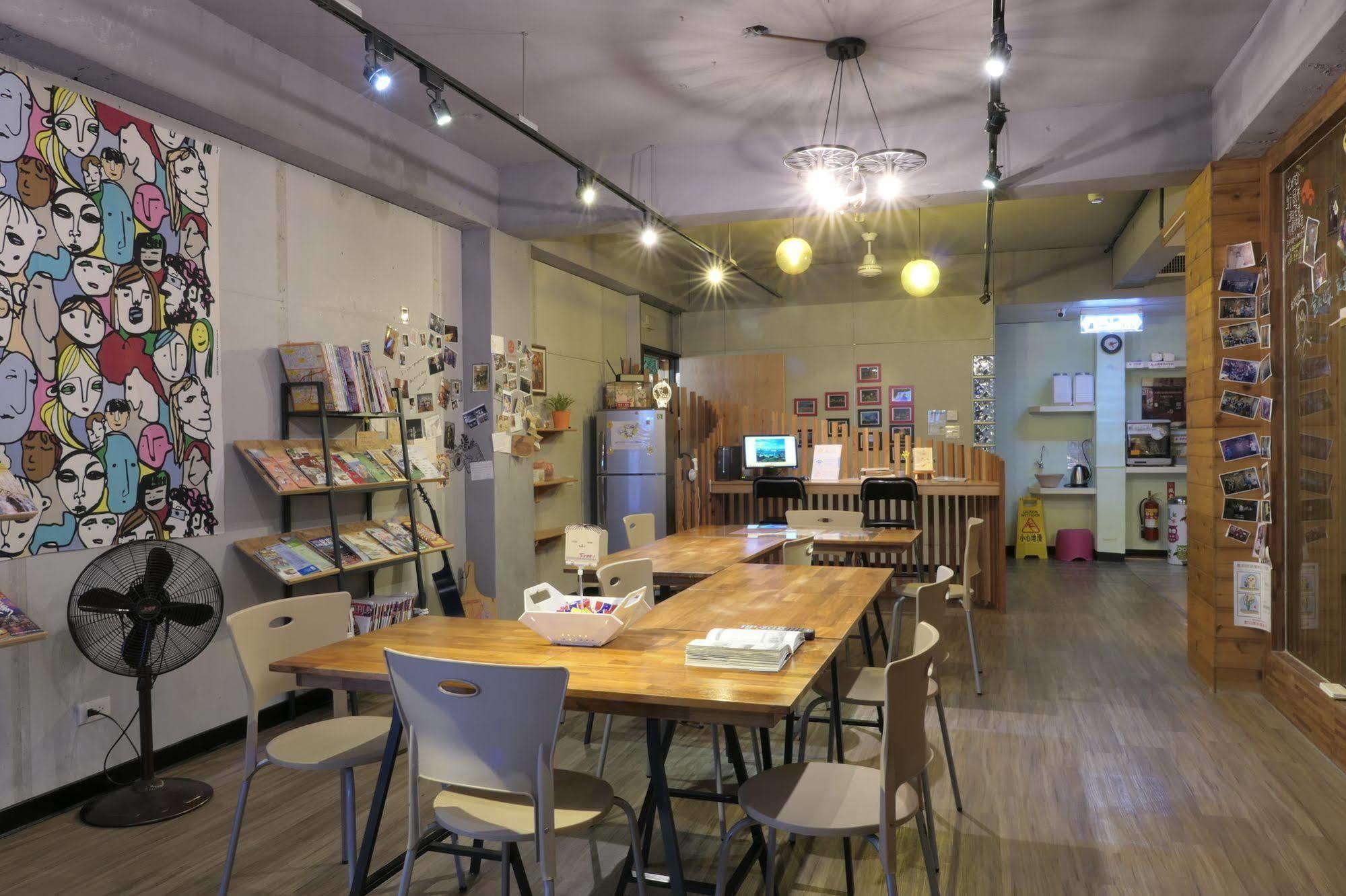 棚棚屋室內帳篷民宿inn Kaohsiung Dış mekan fotoğraf